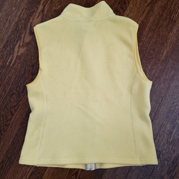 Cute Yellow Fleece Vest - Picture 3 of 5